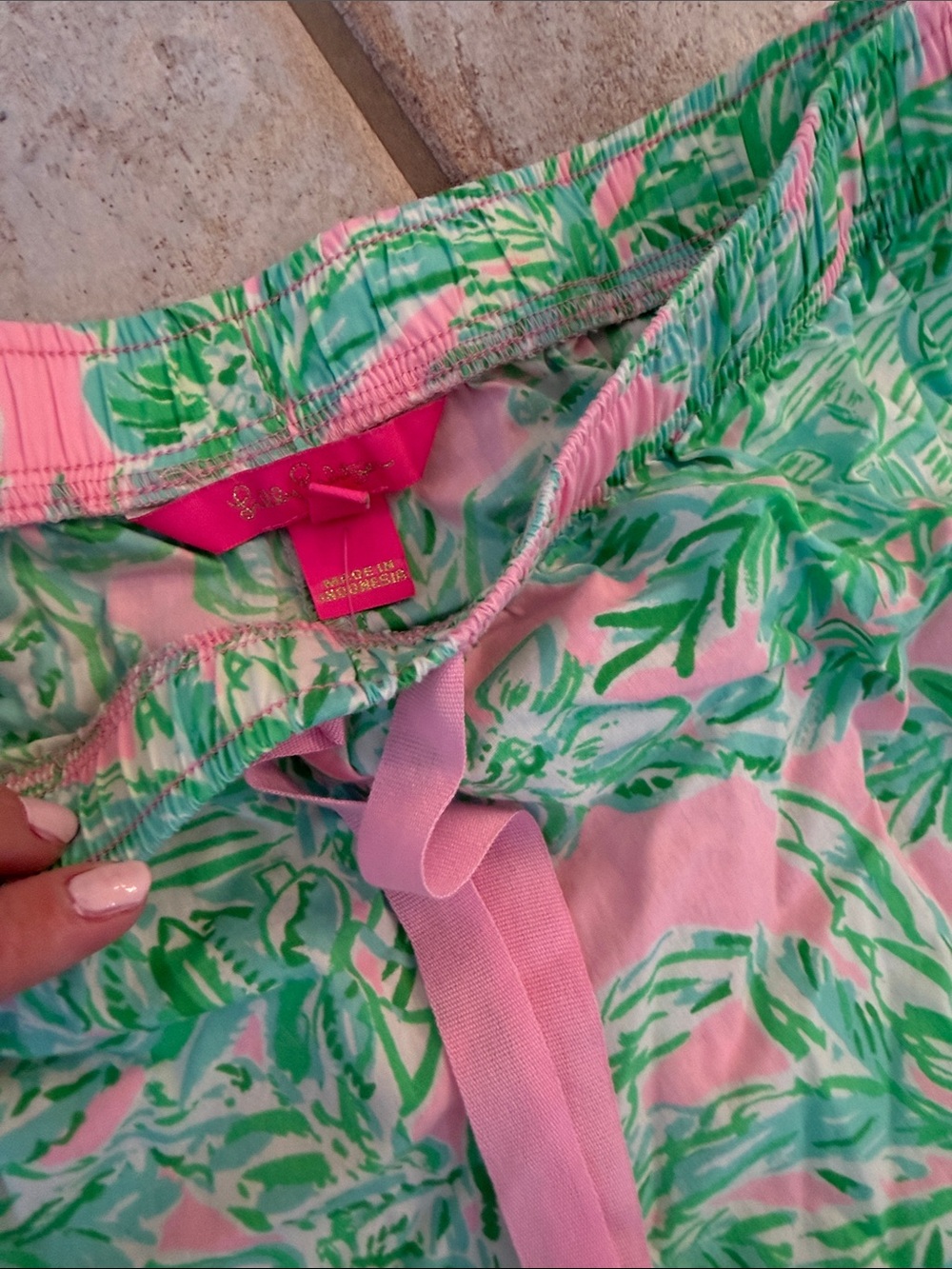 Lilly Pulitzer pink and green pajama set - Picture 3 of 3